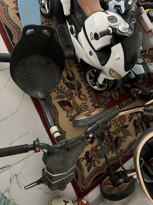 Продам детские машинки