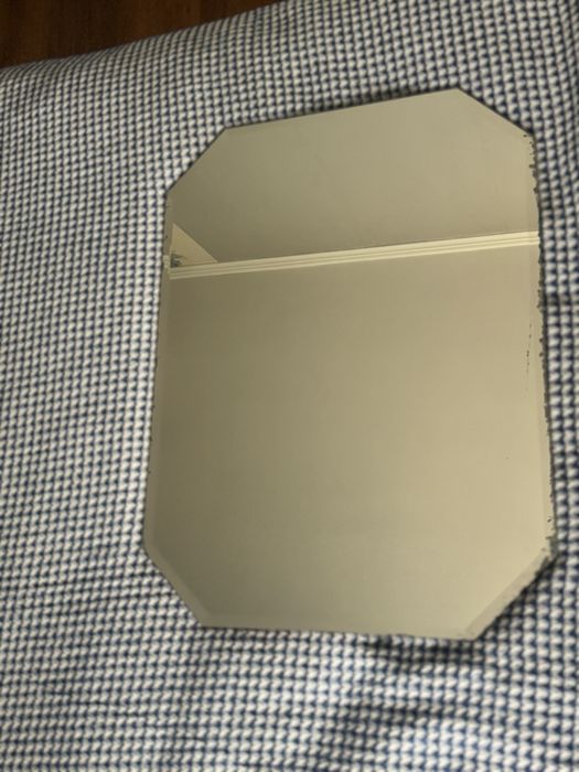 Зеркало без рамки