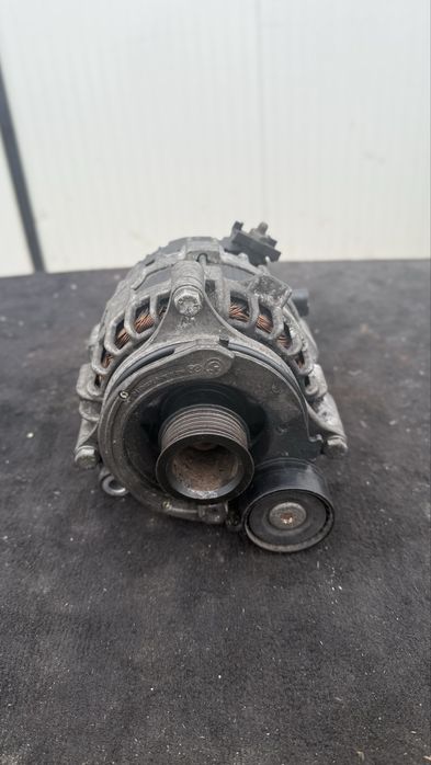 Алтернатор ( Генератор) за БМВ b58 f30 m240i f22 m140i f20 F30