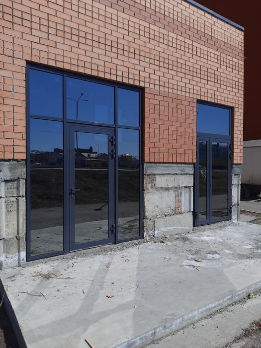 Алюминиевые витражи,двери,окна.