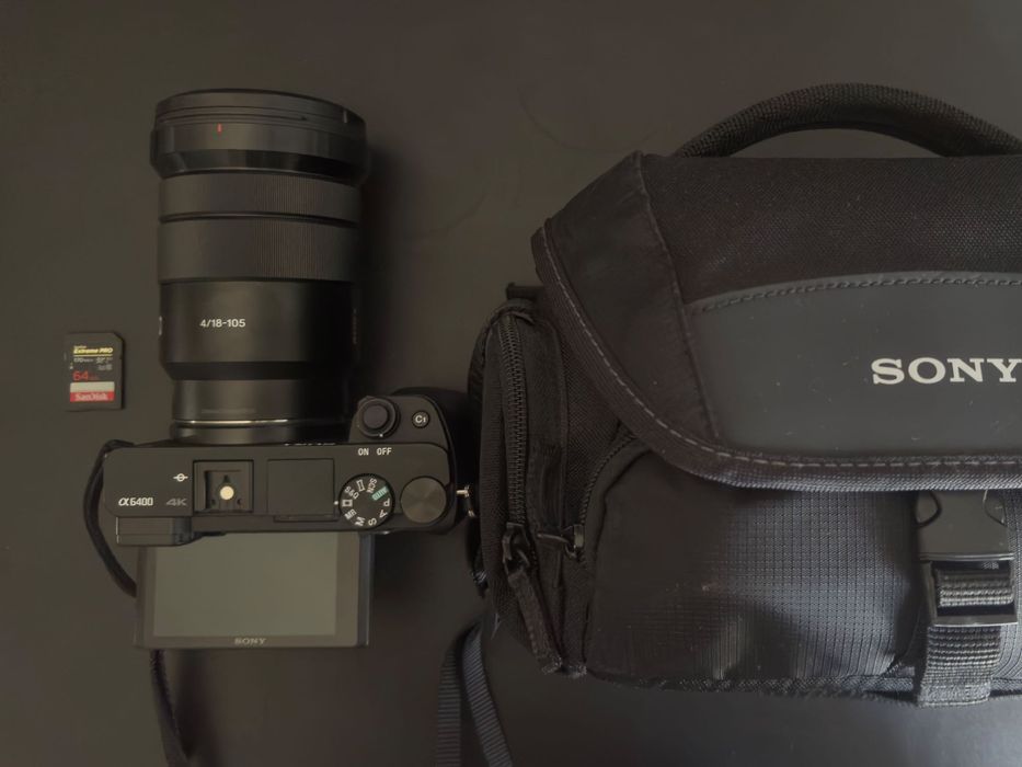Камера Sony A6400 + Sony E 18-105mm f/4 G OSS в идеальном состоянии.
