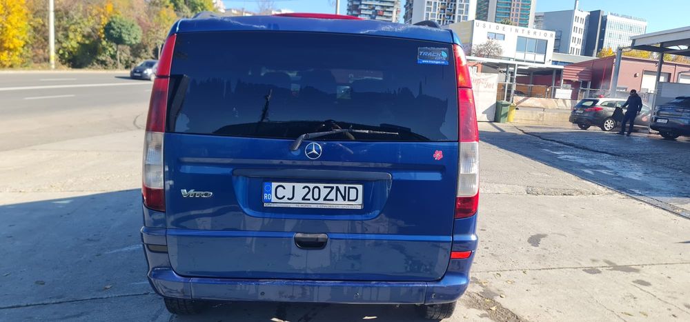 Închiriez  Mercedes Vito 5 locuri, de la  150 lei pe zi