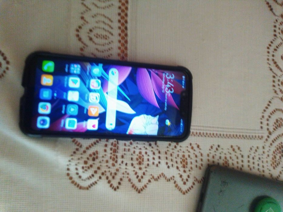 Vând 5 telefoane mobile ,toate deblocate de rețea