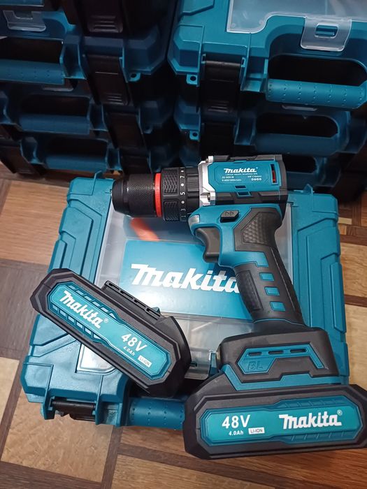 Шуруповёрт дрель