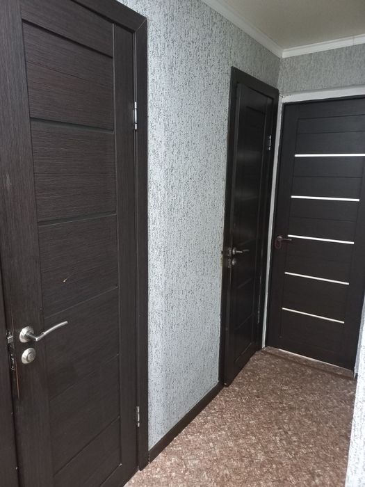 Срочно продам двери