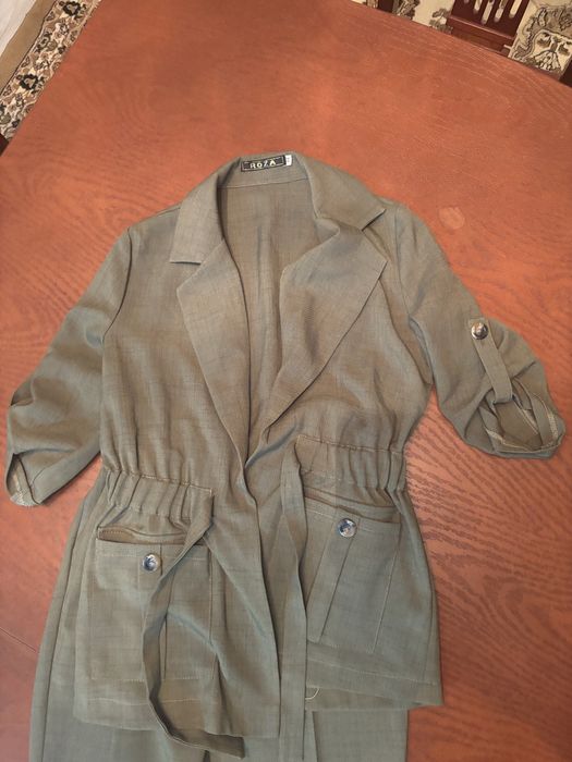 Костюм двойка для девушек.