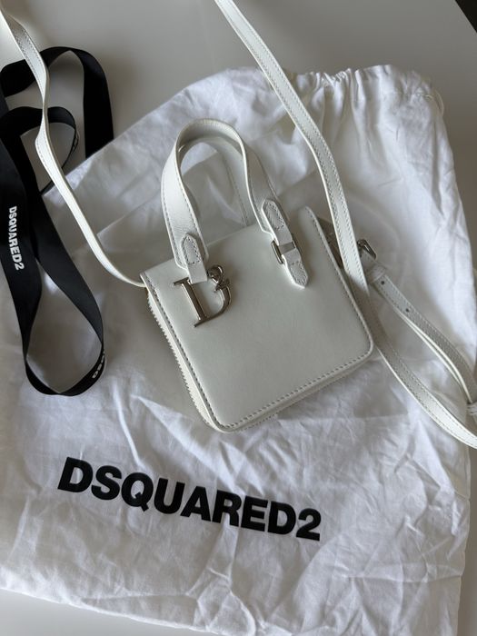 DSQUARED2 малка бяла чанта / mini bag