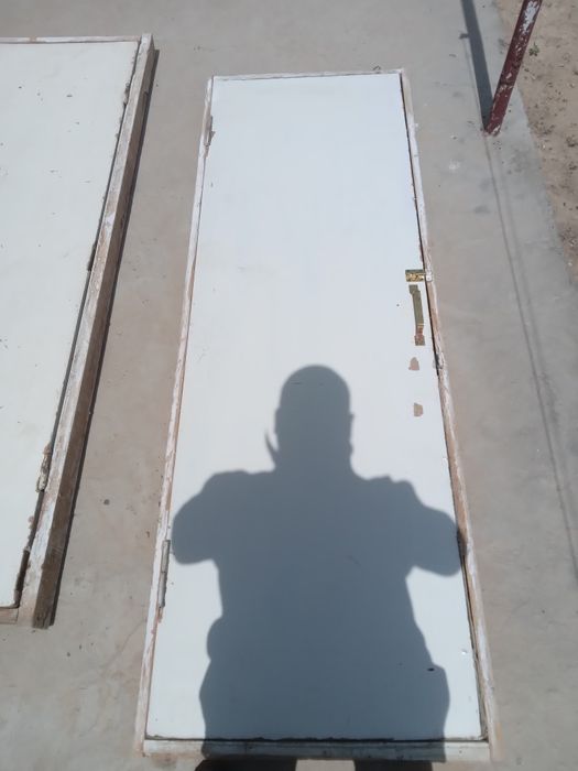 Eshiklar sotiladi 300 ming