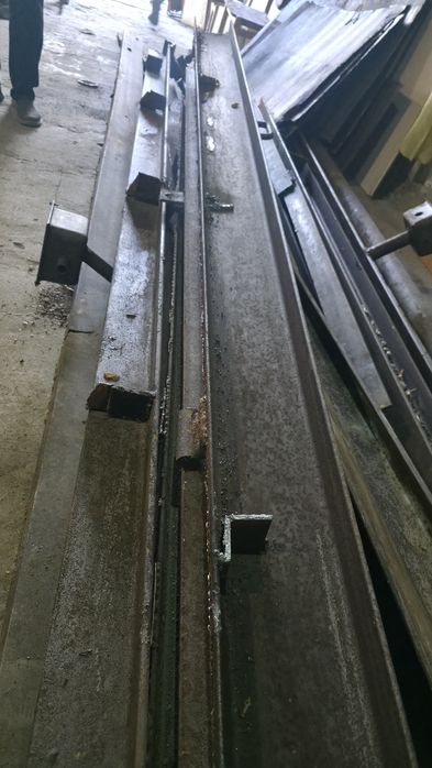 Продам уголки разные швейлера