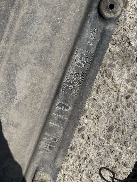 Scut lateral bmw g11 carenaj roata bmw g11 scut metalic g11