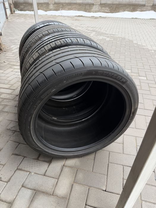 Продам шины 295/35/21