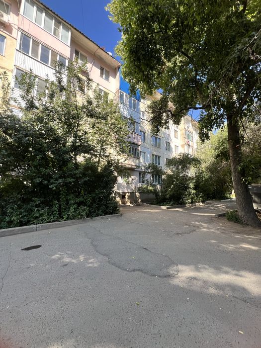 Продам 3 ком кв 63 м2 в районе 3 школы