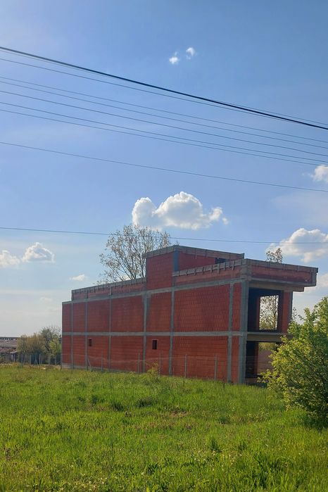 Vand casa in rosu in Viile Satu Mare