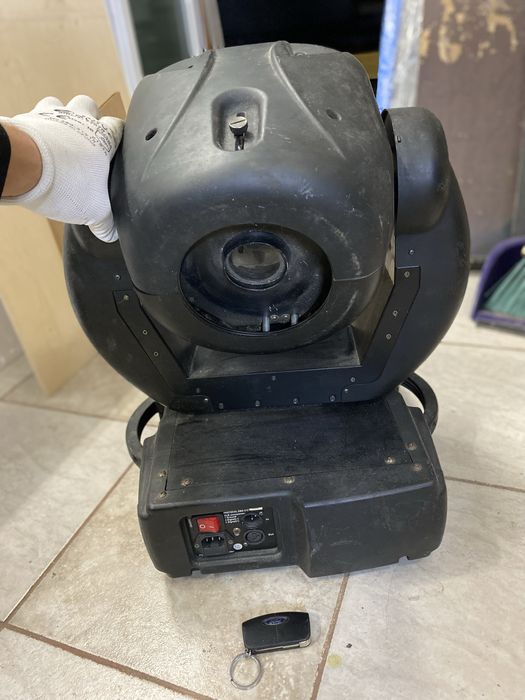 Намаллен!!!Moving Head Uni-Lite SK-250Wash