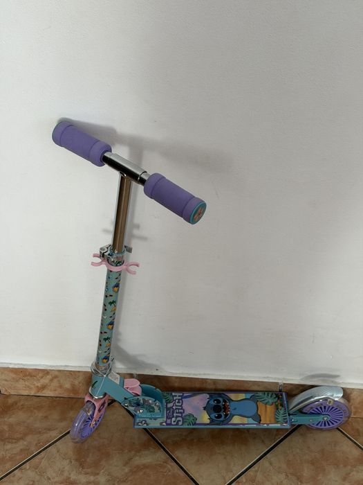 Trotinetă fete Disney