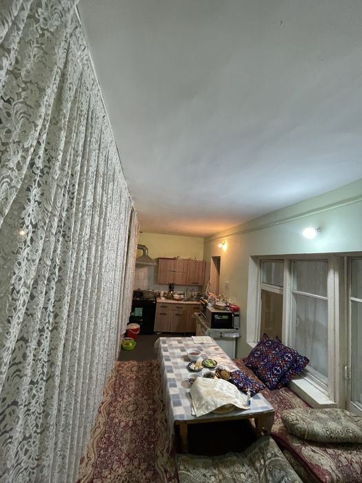 3 honali dom sotiladi srochna