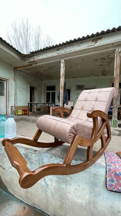 Кресло качалка из первых рук для офис и дома//