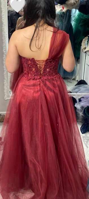 Бална рокля  бордо