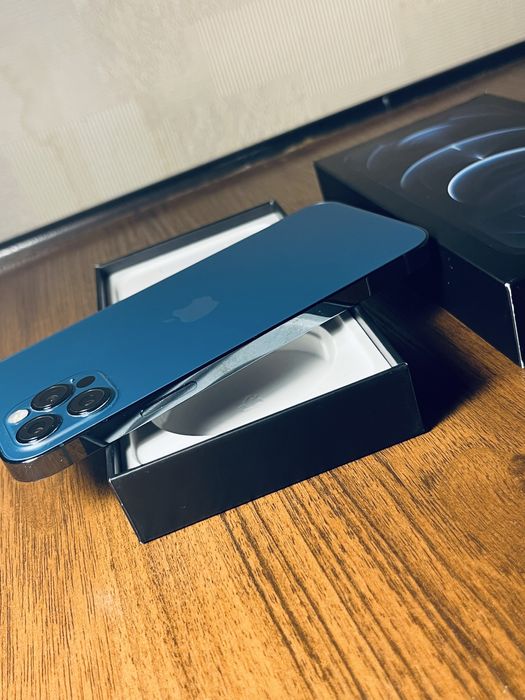 айфон 12 про в идеале