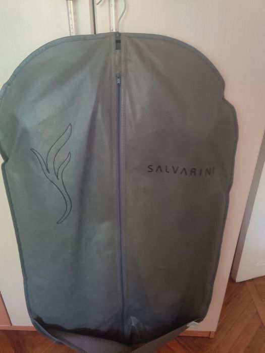 Kastyum pidjak sotiladi