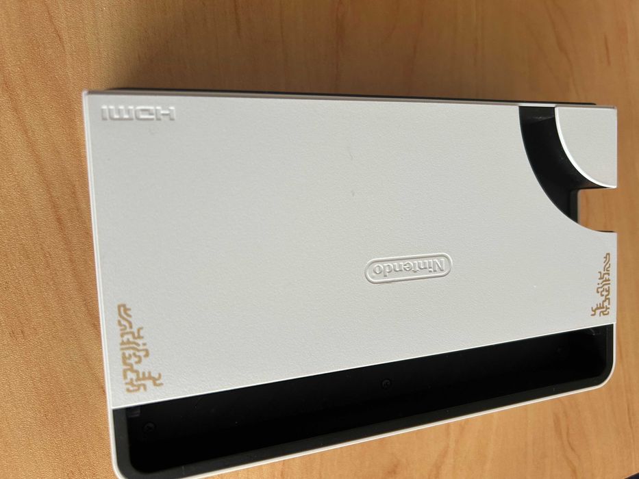 Nintendo Switch OLED Zelda Edition + Игри