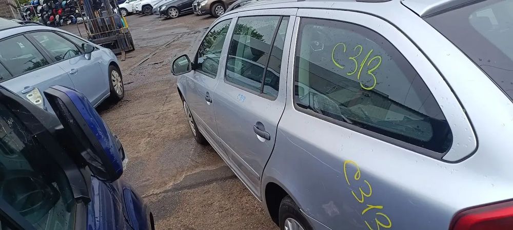 Dezmembrari / Dezmembrez Skoda Octavia 2 1.9 BXE cutie viteze JCR cod culoare LA7W