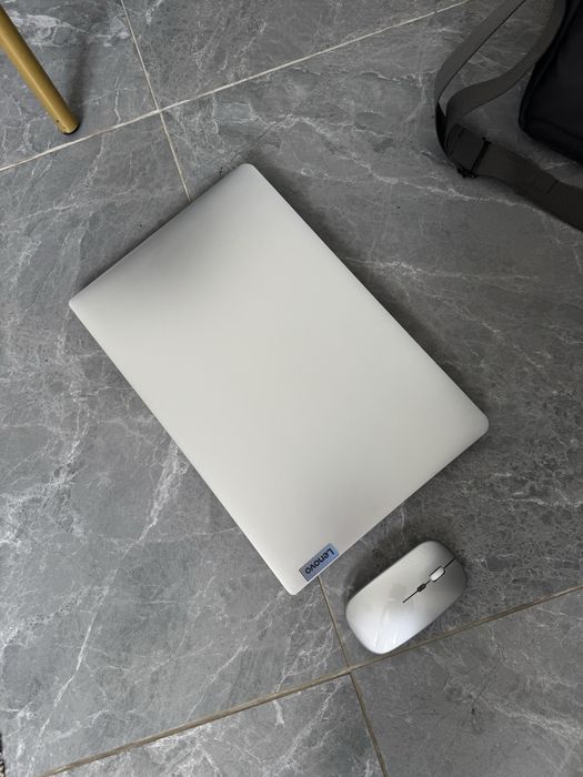 Офисный Ноутбук Lenovo 4ram/256ssd