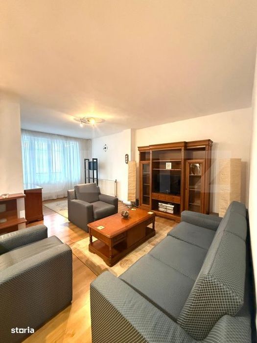 Apartament de vanzare - Zona Semicentala - Ideal Investitie