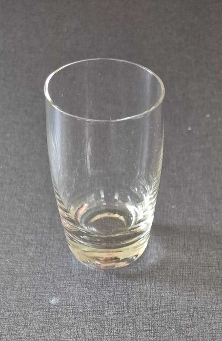 Стъклени чаши за безалкохолно/вода и ракия