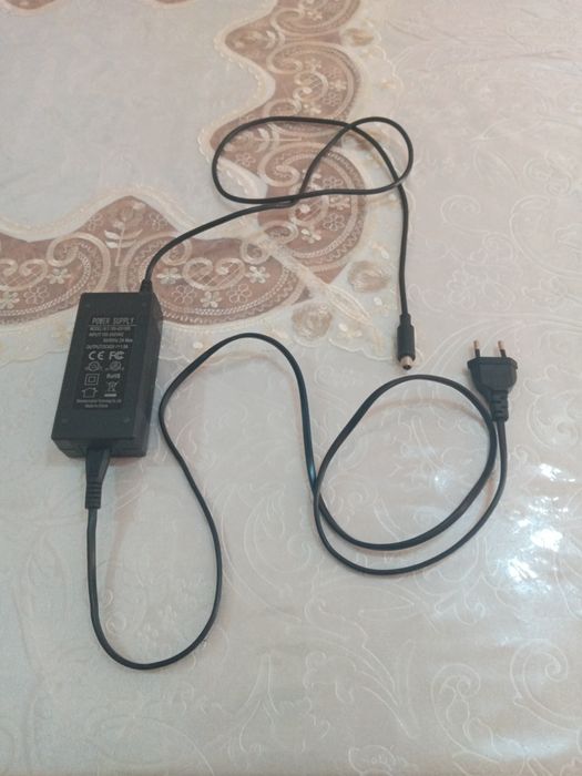 Elektro samakat zaratnik