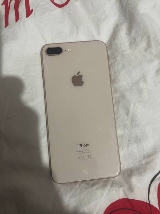 Apple Айфон 8+ 64 gb