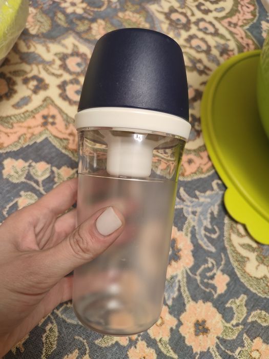 Посуда Tupperware,