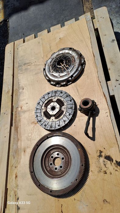 Твърд маховик за 6 скорости 1,9 тди 105к.с