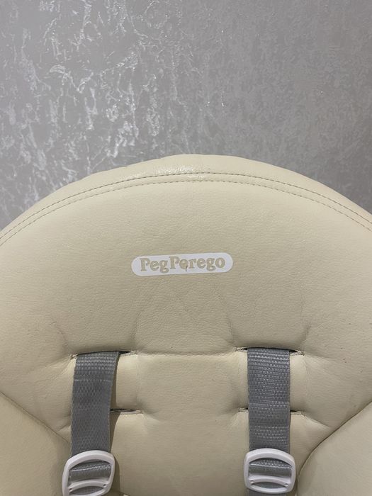 Стульчик для кормления Peq Perego