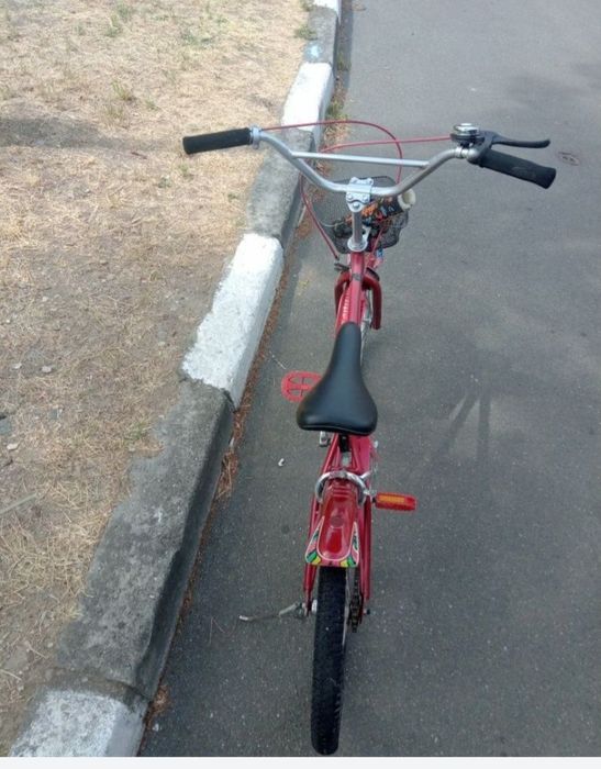 Bicicleta copii copil in stare foarte buna , 6-12 ani , ofer transport
