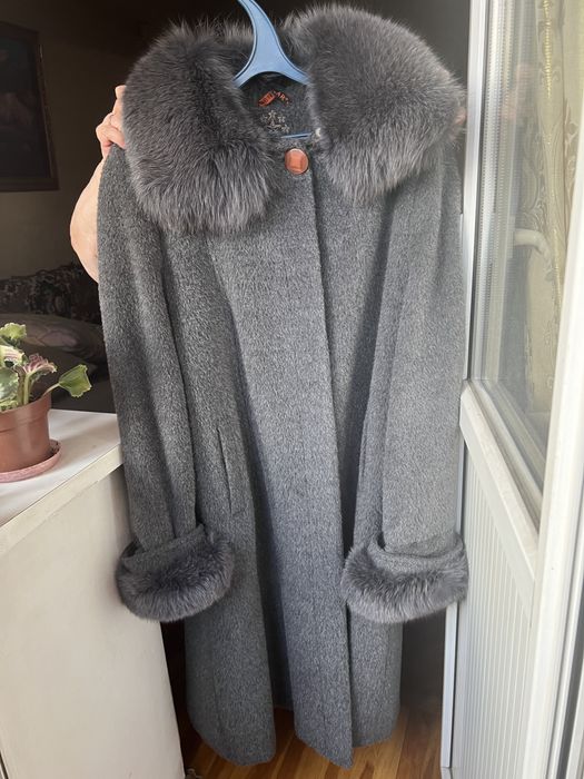 Продам зимнее пальто