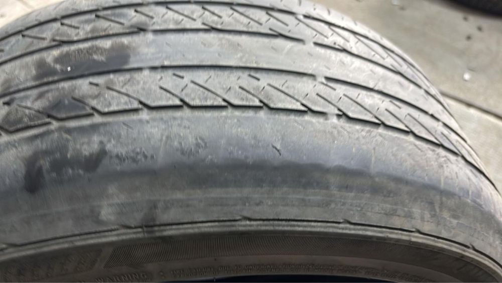 Продам шины б/у 235/45 R18