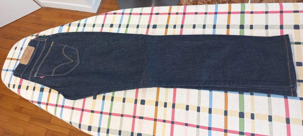 Blugi Levi's superbi nr.28