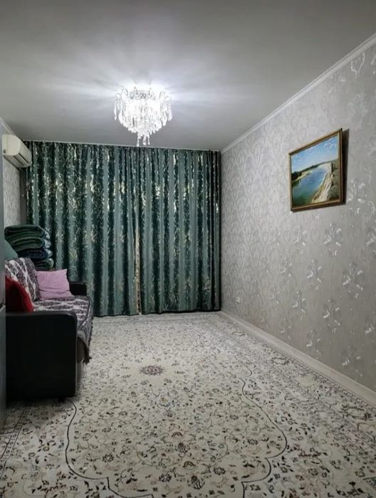 Сдается 2х комн квартира в центре