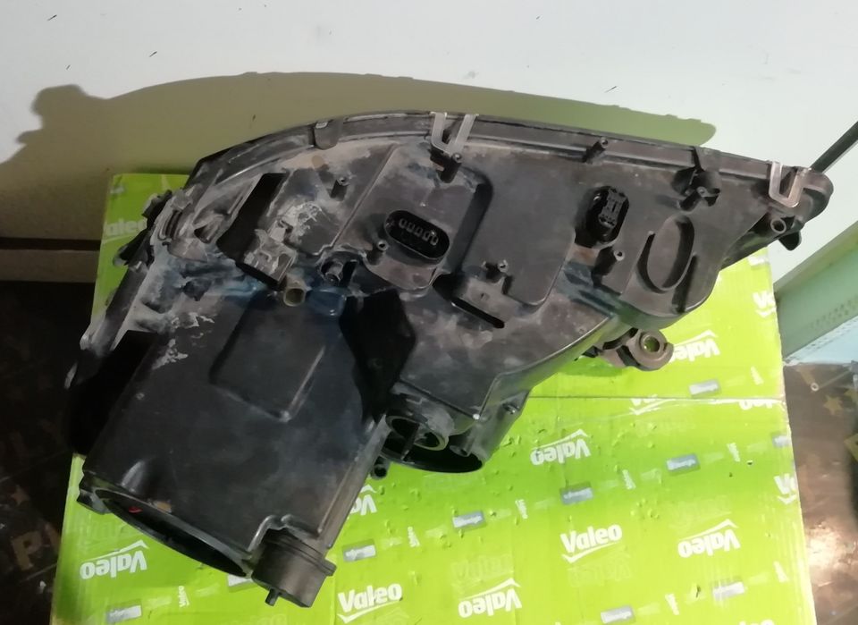 Фар фарове за Mercedes ML W164 / Мерцедес МЛ W164 Bi-Xenon AFS.