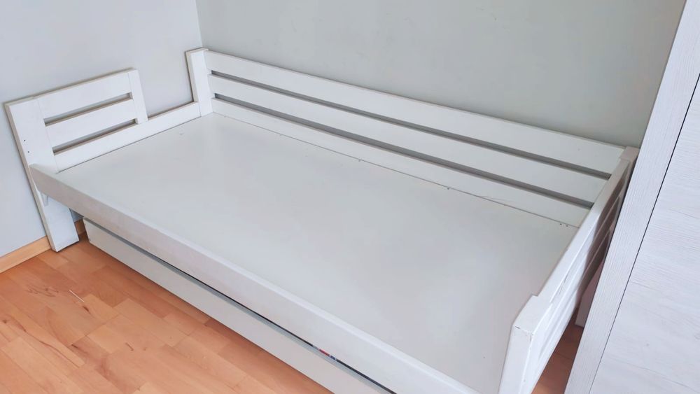 Кровать односпальная