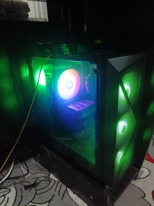 Srochniy sotiladi kompyuter yaqinda olingan