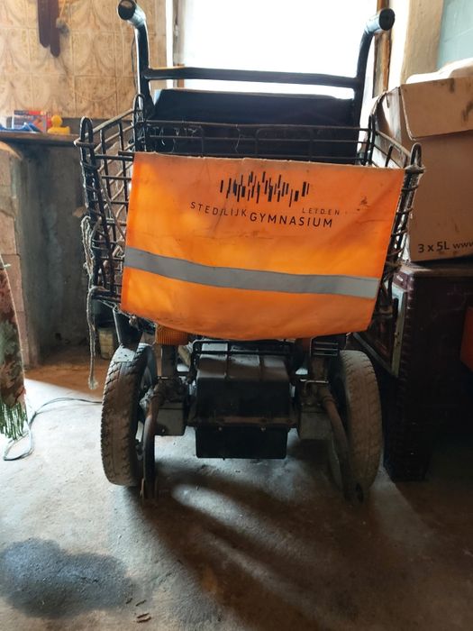 Инвалидна количка електрическа