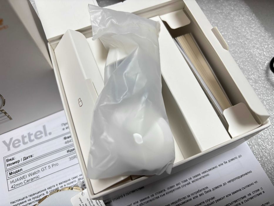 НОВ!!! Смарт часовник Huawei Watch GT5 Pro,1.32'',42 mm, Ceramic White
