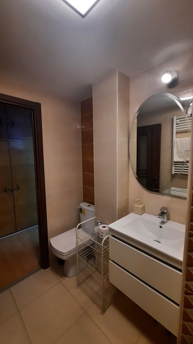 Închiriez apartament 2 camere