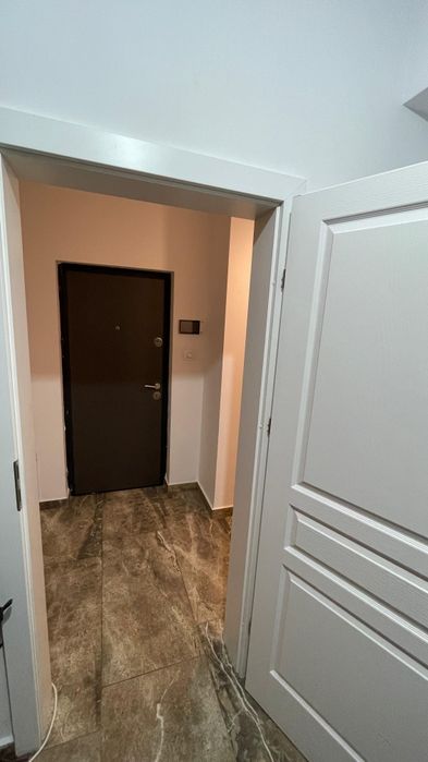 Închiriez garsonieră în zona Calea Severinului nr.32B