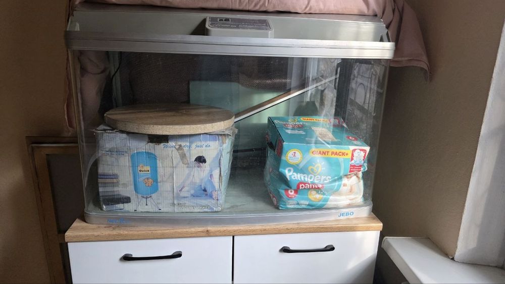 Тумбой  и фильтрами Eheim