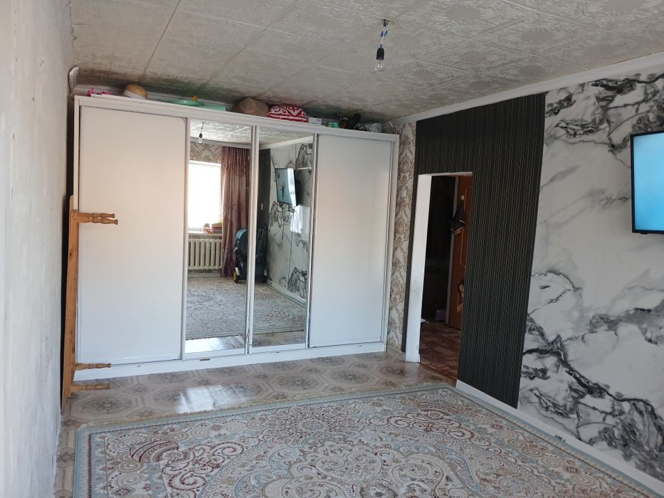 2 бөлмелі пәтер  сатылады. Бағасы келісім бойынша...