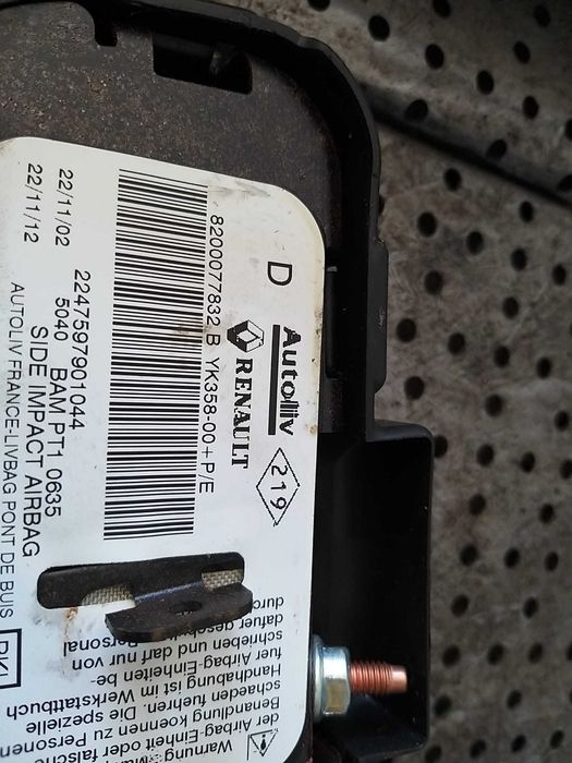 Airbag scaun dreapta fata renault megane 2 jm0 1 8200077832b
