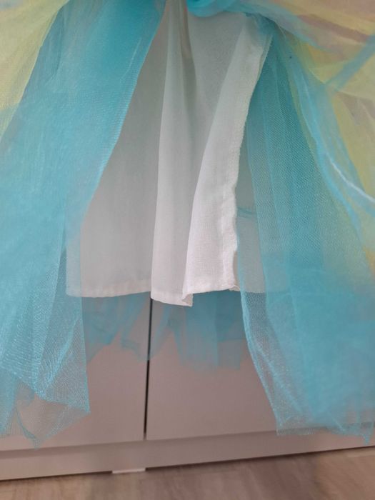 Праздничное нарядное платье